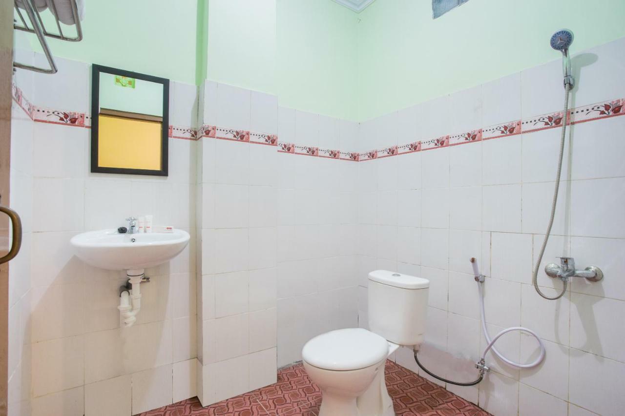 Oyo 1419 Rhona Guest House Syariah Jogyakarta Zewnętrze zdjęcie